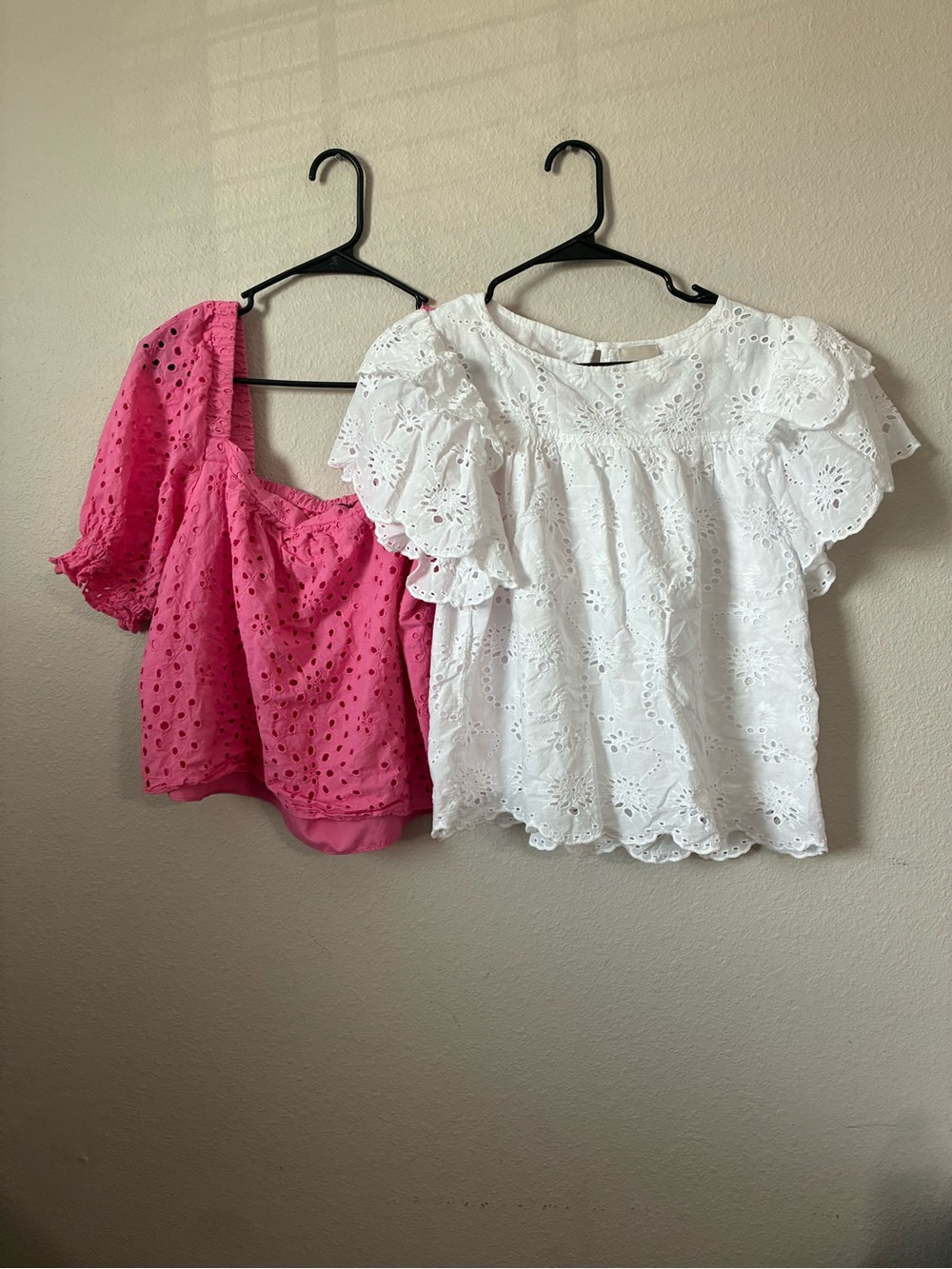 Eyelet Ruffle Short Sleeve 2 blouse lot White & pink 1 State & Industry